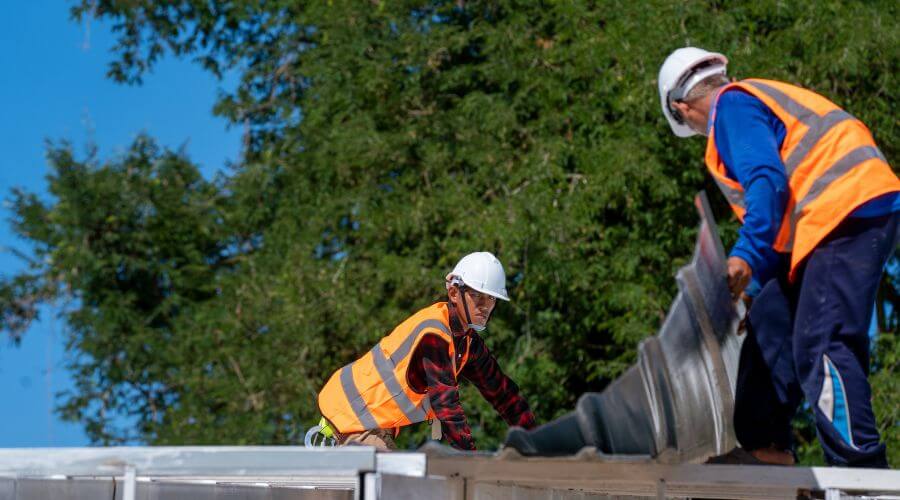 Professional new roof installation services in Leonore, IL